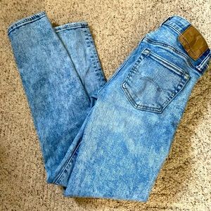 26x30 Young Men’s AE Jeans
